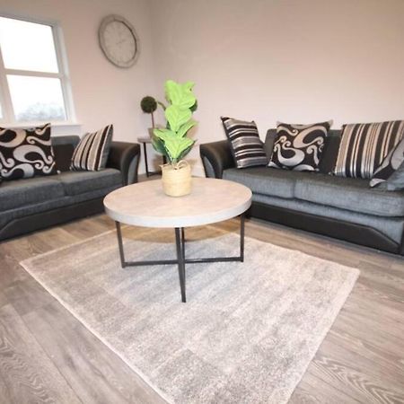 Great West Road Apartments Flat D London Exterior foto