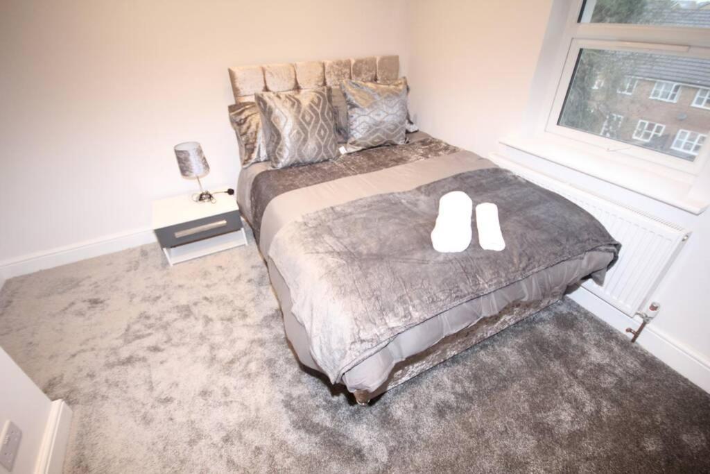 Great West Road Apartments Flat D London Exterior foto