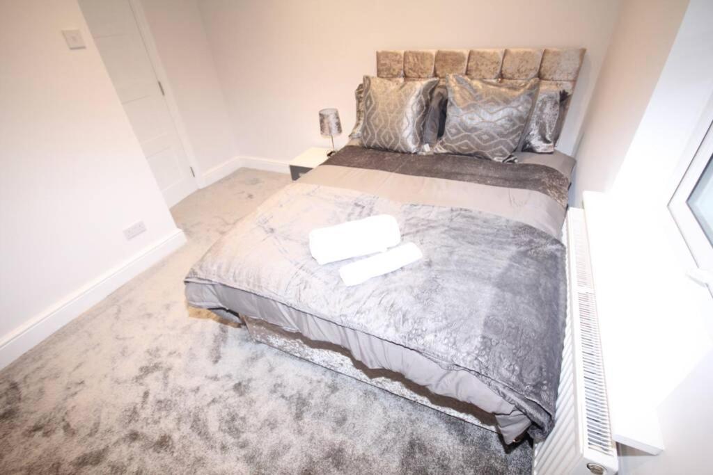 Great West Road Apartments Flat D London Exterior foto